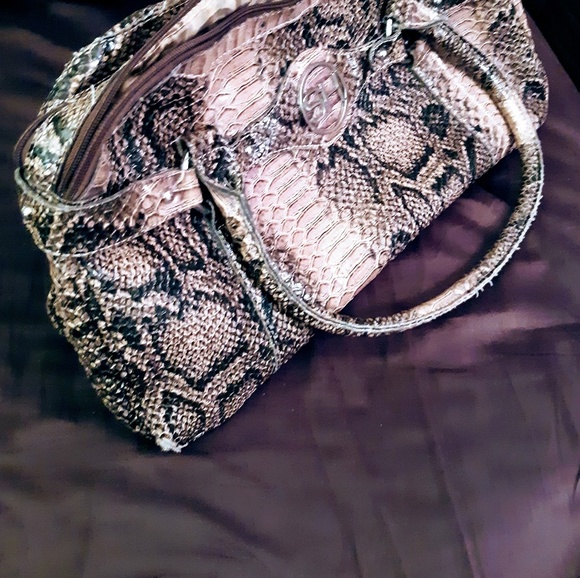 Sag Harbor Faux Snakeskin Shoulder Purse - Picture 2 of 4